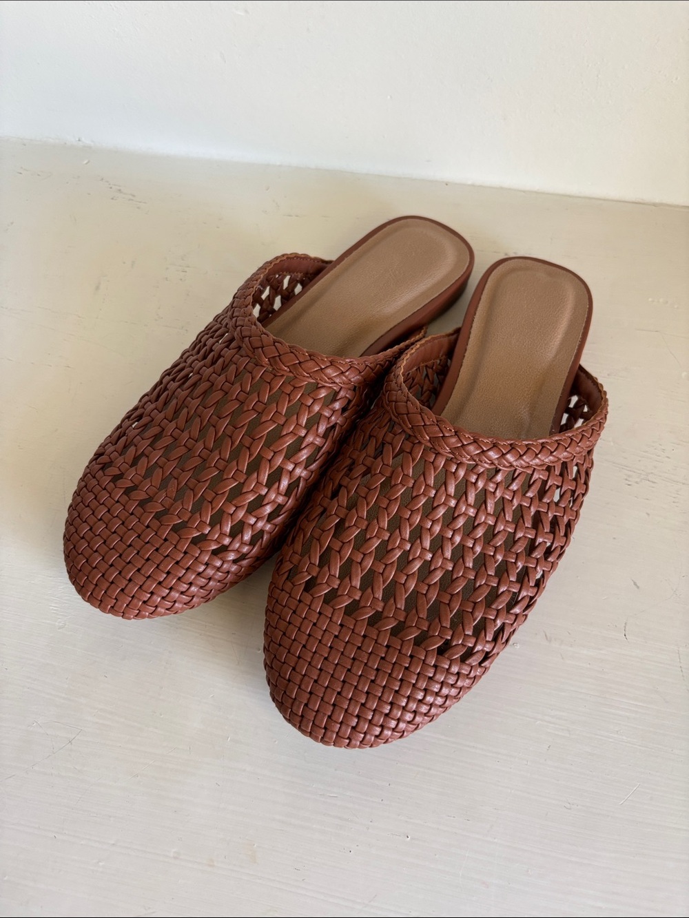 Universal Thread Woven Slip-On Mules in Brown
